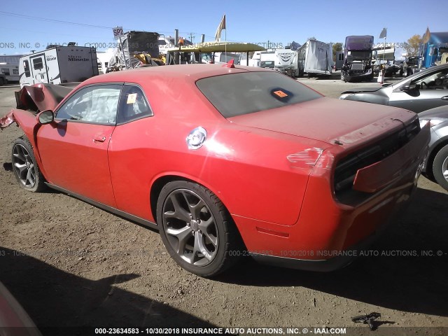 2C3CDZAT2FH823536 - 2015 DODGE CHALLENGER SXT RED photo 3