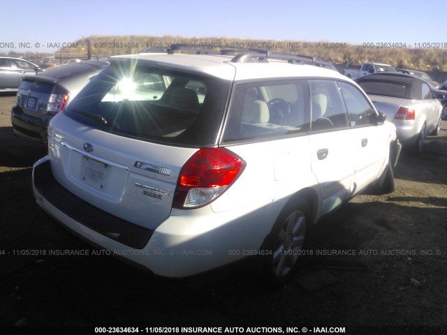 4S4BP61C187335282 - 2008 SUBARU OUTBACK 2.5I WHITE photo 4