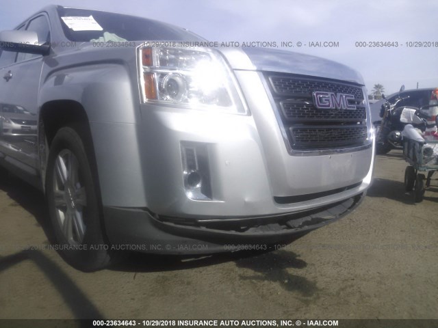 2GKALREK8F6112821 - 2015 GMC TERRAIN SLE SILVER photo 6