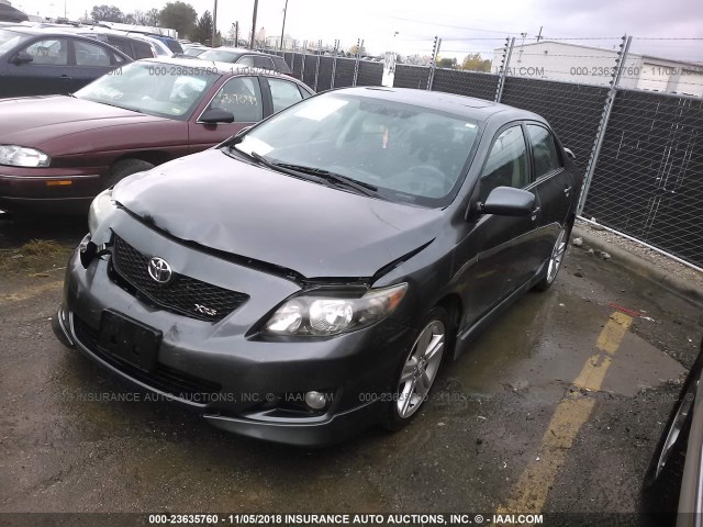 1NXBE4EE8AZ264059 - 2010 TOYOTA COROLLA XRS GRAY photo 2