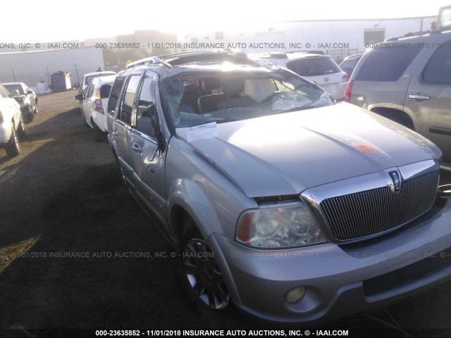 5LMFU28R34LJ18697 - 2004 LINCOLN NAVIGATOR 金色 照片 6
