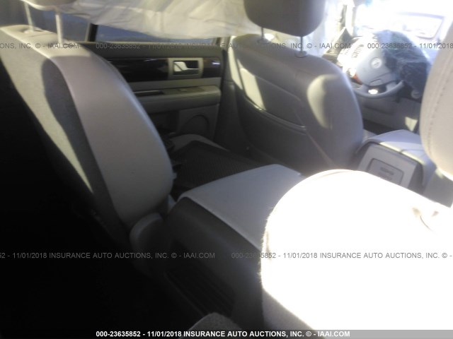 5LMFU28R34LJ18697 - 2004 LINCOLN NAVIGATOR 金色 照片 8