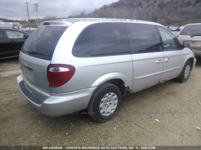 2C8GP24R03R304615 - 2003 CHRYSLER TOWN & COUNTRY  SILVER photo 4