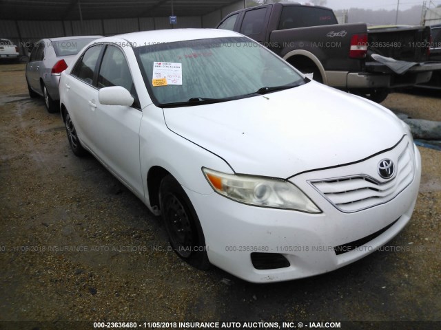 JTNBF3EK4A3000680 - 2010 TOYOTA CAMRY SE/LE/XLE WHITE photo 1