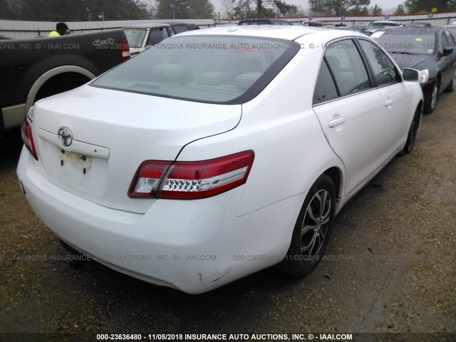 JTNBF3EK4A3000680 - 2010 TOYOTA CAMRY SE/LE/XLE WHITE photo 4