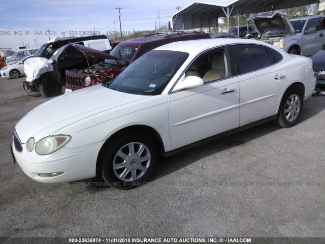 2G4WC532051326352 - 2005 BUICK LACROSSE CX WHITE photo 2