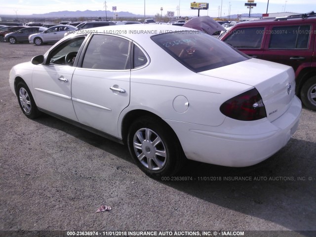 2G4WC532051326352 - 2005 BUICK LACROSSE CX WHITE photo 3