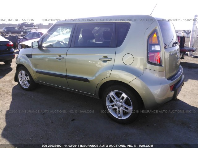 KNDJT2A27B7329702 - 2011 KIA SOUL +/!/SPORT GREEN photo 3