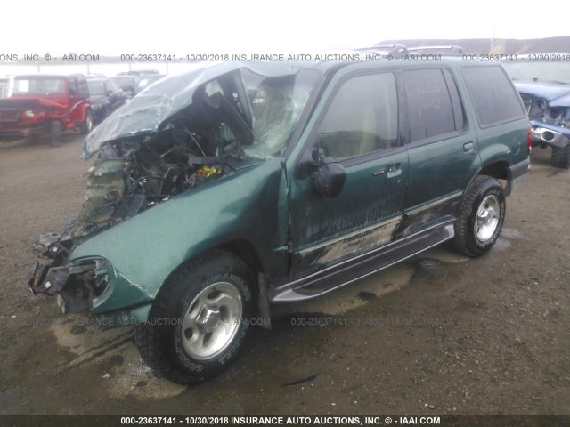 1FMZU73E7YUB01886 - 2000 FORD EXPLORER XLT GREEN photo 2