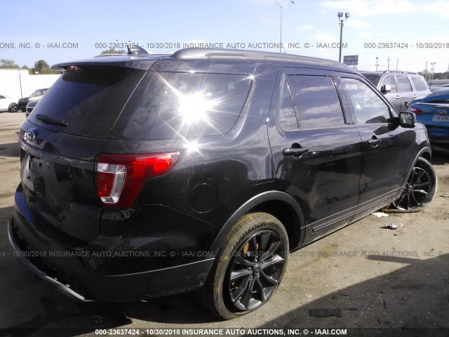 1FM5K7D85HGB39564 - 2017 FORD EXPLORER XLT BLACK photo 4