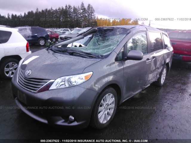 5TDDK3DCXES085564 - 2014 TOYOTA SIENNA XLE/LIMITED GRAY photo 2