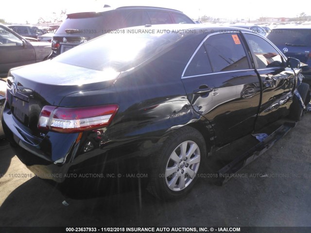 4T4BF3EK4AR028477 - 2010 TOYOTA CAMRY SE/LE/XLE BLACK photo 4