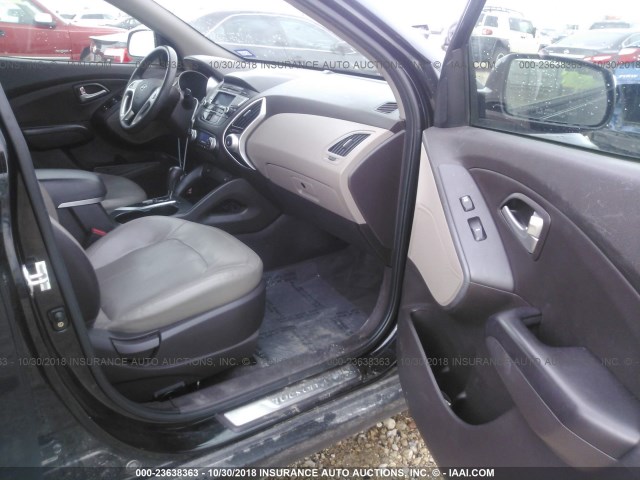 KM8JU3AC5DU590113 - 2013 HYUNDAI TUCSON GLS/LIMITED 黑色 照片 5