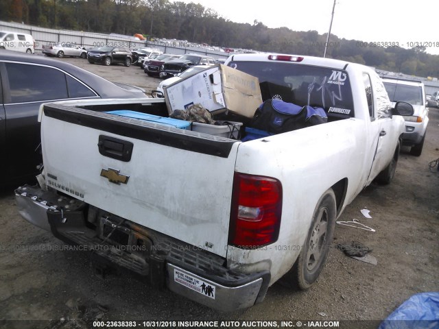 1GCEC19C68Z209170 - 2008 CHEVROLET SILVERADO C1500 WHITE photo 4