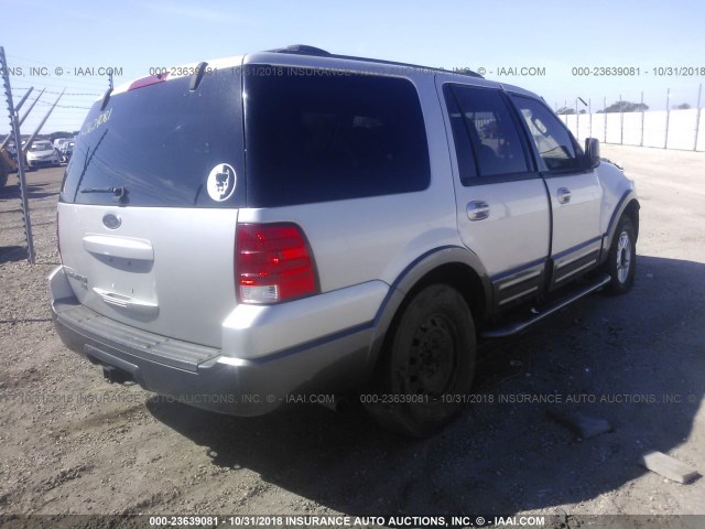 1FMRU15W24LB49802 - 2004 FORD EXPEDITION XLT SILVER photo 4