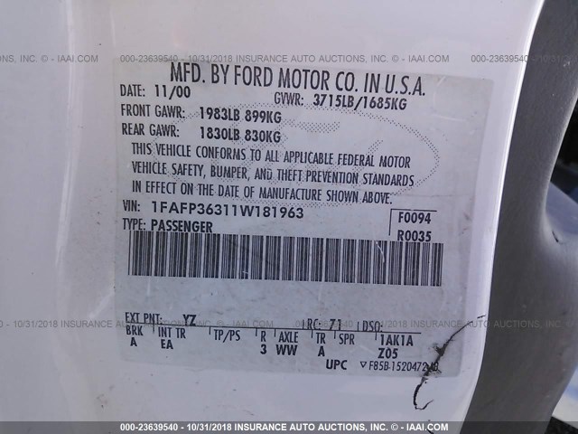 1FAFP36311W181963 - 2001 FORD FOCUS SE/SE COMFORT WHITE photo 9