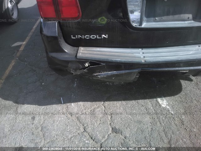 5LMFU27586LJ20639 - 2006 LINCOLN NAVIGATOR Қара фото 6