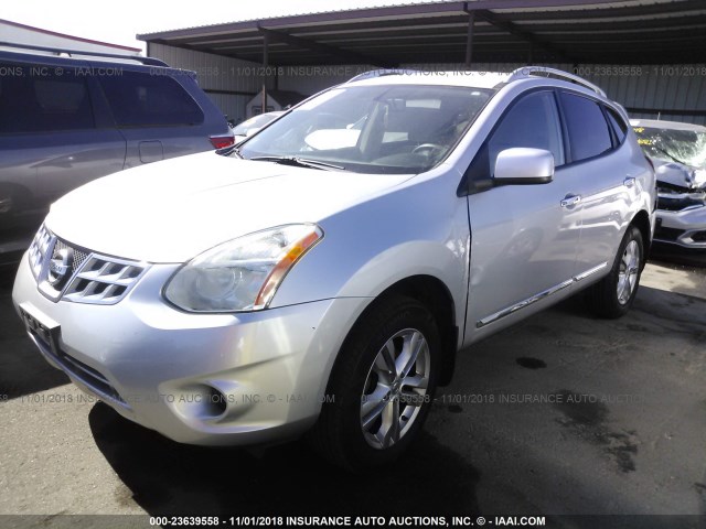 JN8AS5MT6CW277905 - 2012 NISSAN ROGUE S/SV SILVER photo 2