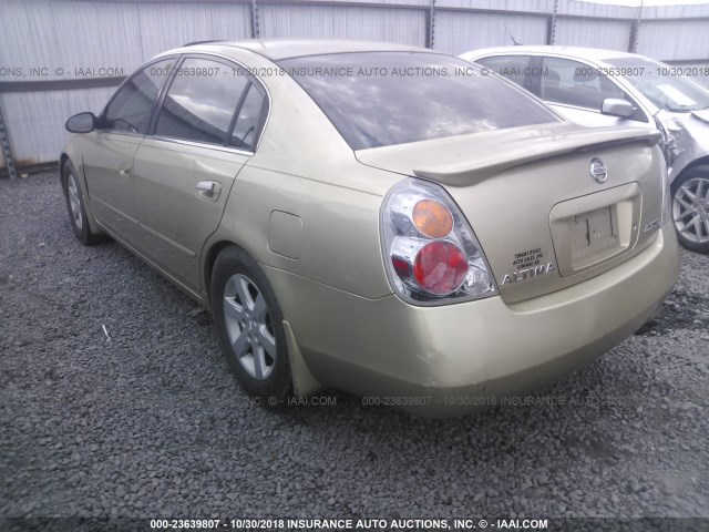 1N4AL11D52C151717 - 2002 NISSAN ALTIMA S/SL GOLD photo 3