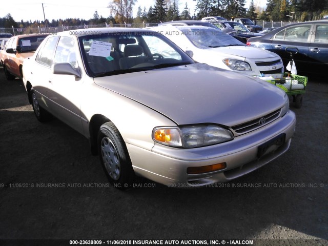 4T1BG12K2TU773876 - 1996 TOYOTA CAMRY DX/LE/XLE TAN photo 1