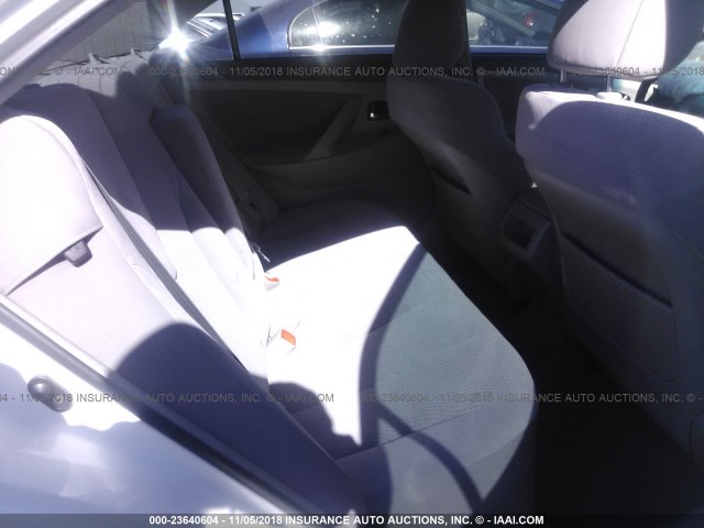 4T4BF3EK3BR200631 - 2011 TOYOTA CAMRY SE/LE/XLE WHITE photo 8