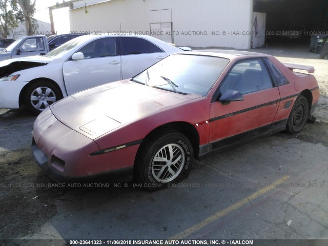 1G2PF3798GP235500 - 1986 PONTIAC FIERO SE RED photo 2