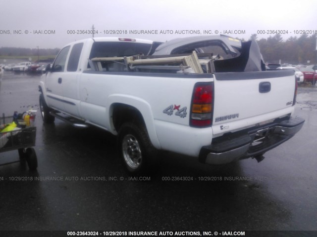 1GTHK29205E147622 - 2005 GMC SIERRA K2500 HEAVY DUTY WHITE photo 3