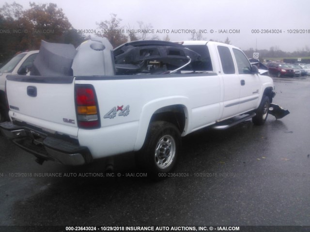 1GTHK29205E147622 - 2005 GMC SIERRA K2500 HEAVY DUTY WHITE photo 4