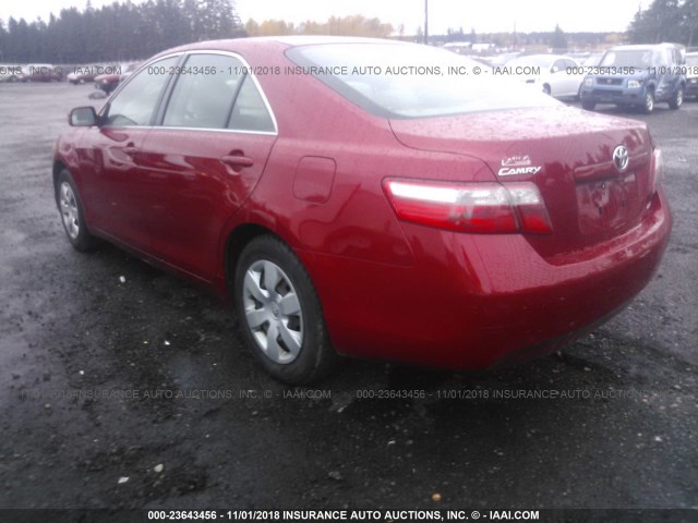 JTNBE46K273101362 - 2007 TOYOTA CAMRY NEW GENERAT CE/LE/XLE/SE RED photo 3