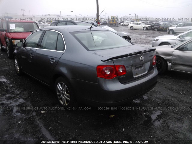 3VWEF71K07M136324 - 2007 VOLKSWAGEN JETTA WOLFSBURG 灰色 照片 3