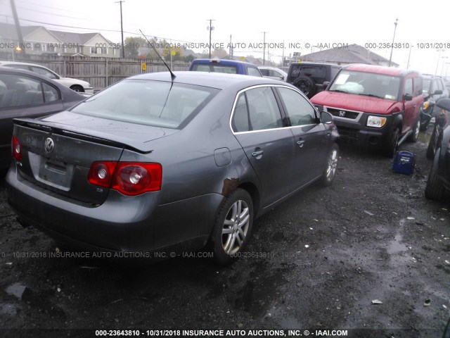 3VWEF71K07M136324 - 2007 VOLKSWAGEN JETTA WOLFSBURG 灰色 照片 4