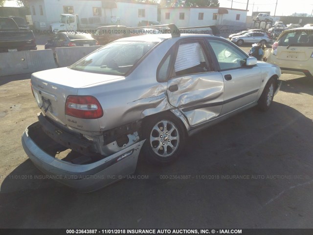 YV1VS29511F649793 - 2001 VOLVO S40 1.9T SILVER photo 4