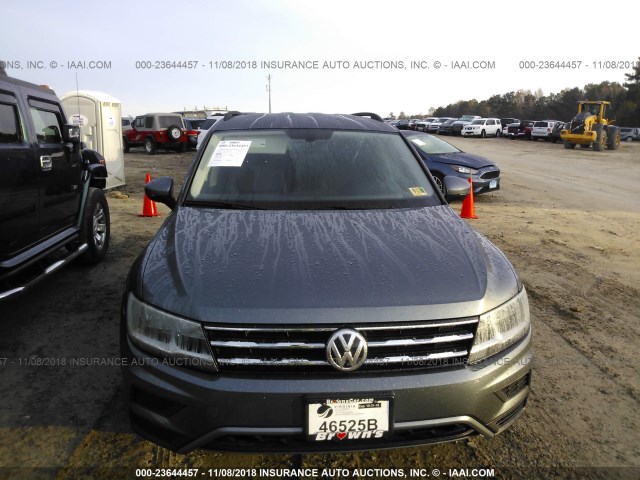 3VV3B7AX1JM078041 - 2018 VOLKSWAGEN TIGUAN SE/SEL Pewter photo 6