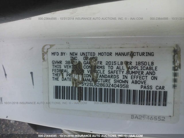 5Y2SL62863Z404958 - 2003 PONTIAC VIBE WHITE photo 9