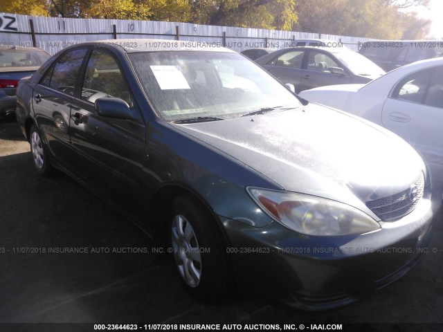 4T1BE32K42U517383 - 2002 TOYOTA CAMRY LE/XLE/SE GRAY photo 1