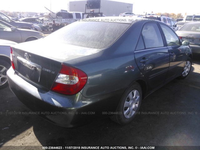 4T1BE32K42U517383 - 2002 TOYOTA CAMRY LE/XLE/SE GRAY photo 4