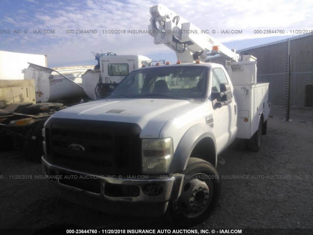 1FDXF46R68ED33873 - 2008 FORD F450 SUPER DUTY WHITE photo 2