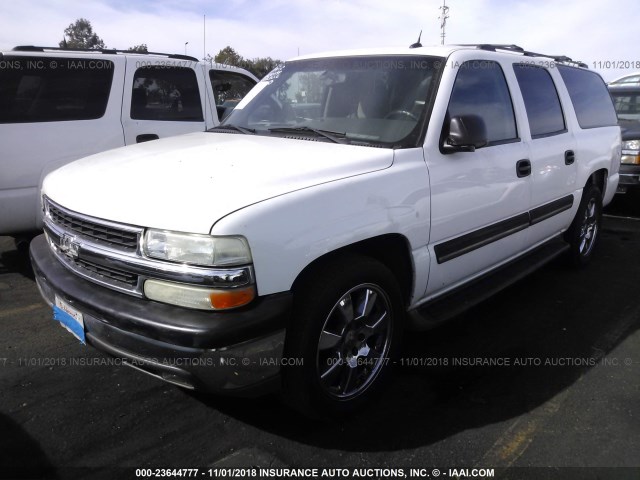 3GNEC16Z15G293460 - 2005 CHEVROLET SUBURBAN C1500 WHITE photo 2