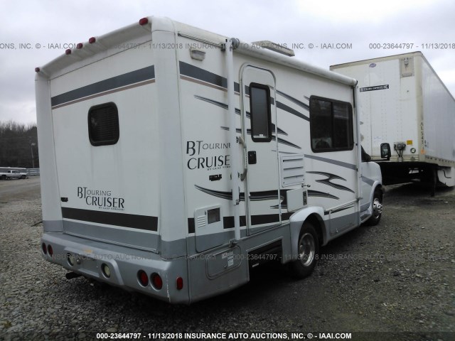 1GBJG31U251123081 - 2005 GULFSTREAM BT CRUISER (CHEV 3500)  WHITE photo 4