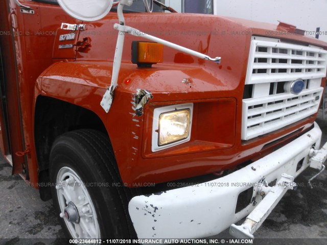 1FDWJ75P2JVA17212 - 1988 FORD B700 B700F Unknown photo 6