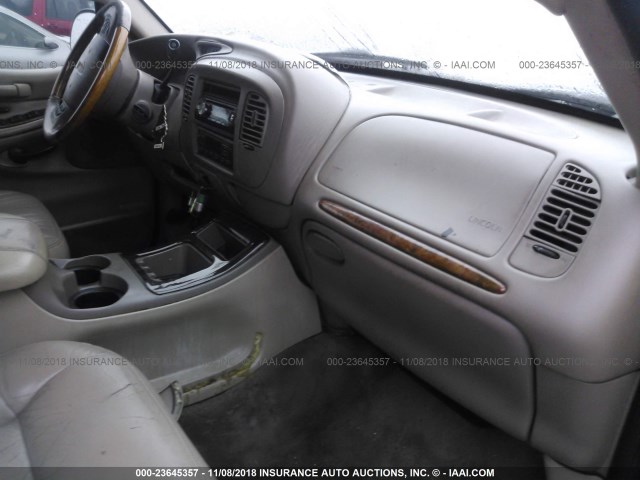 5LMEU27A6YLJ36088 - 2000 LINCOLN NAVIGATOR Қоңыр фото 5