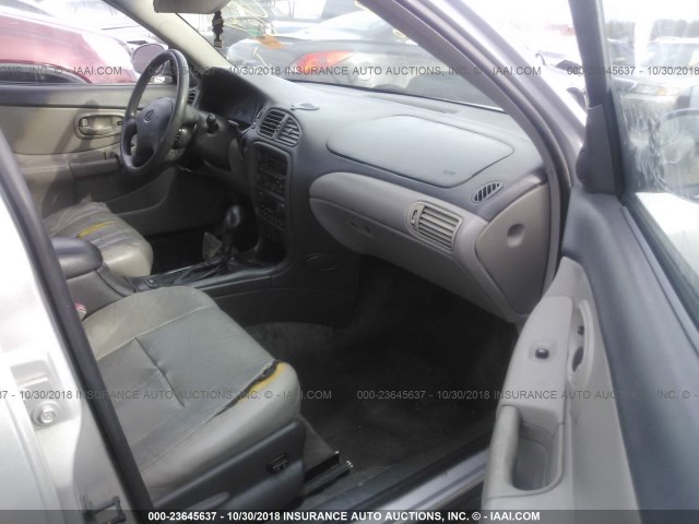 1G3WS52H22F165052 - 2002 OLDSMOBILE INTRIGUE GL GRAY photo 5