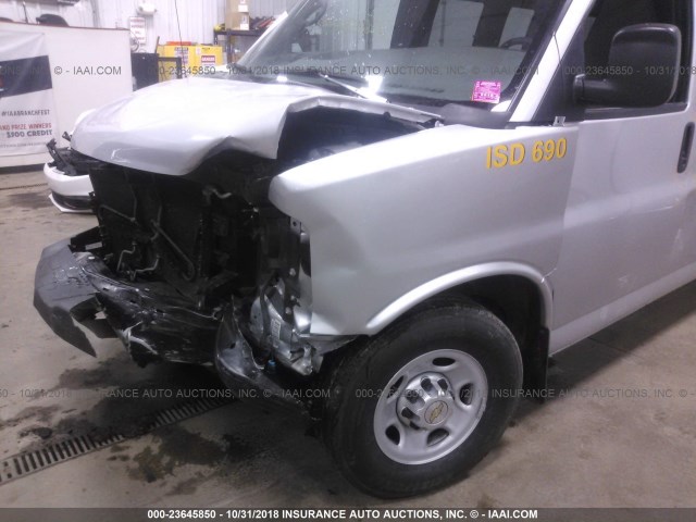 1GNZGZBG5E1117437 - 2014 CHEVROLET EXPRESS G3500 LS SILVER photo 6