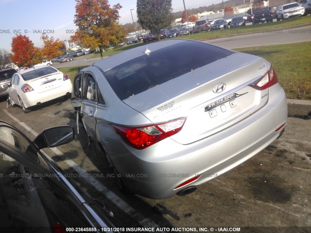 5NPEC4AB5DH629900 - 2013 HYUNDAI SONATA SE/LIMITED SILVER photo 3