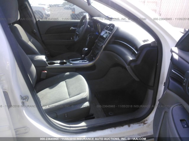 1G11B5SA2DF139463 - 2013 CHEVROLET MALIBU LS 白色 照片 5
