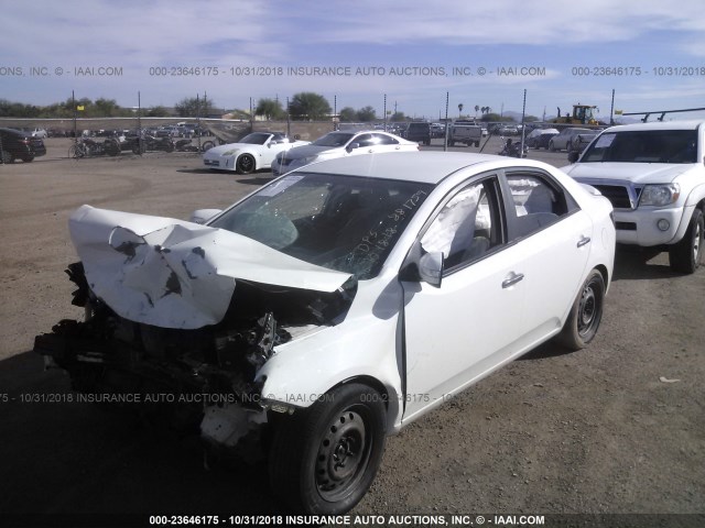 KNAFU4A24A5881759 - 2010 KIA FORTE EX WHITE photo 2