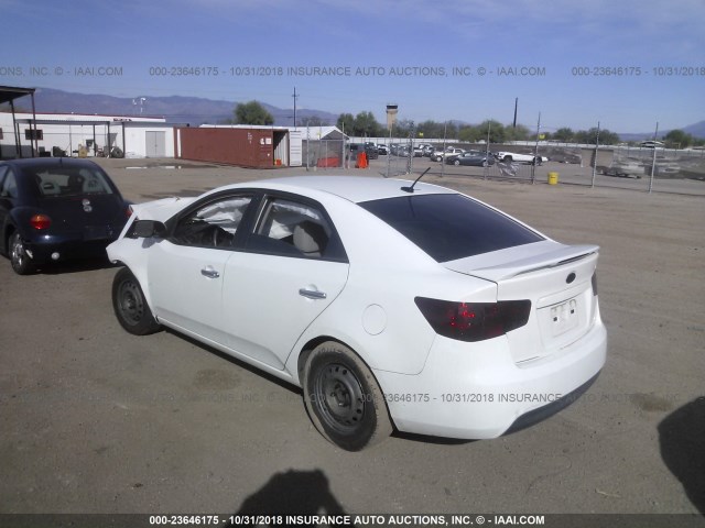 KNAFU4A24A5881759 - 2010 KIA FORTE EX WHITE photo 3