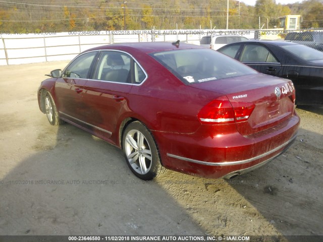 1VWBT7A30FC010159 - 2015 VOLKSWAGEN PASSAT SE RED photo 3