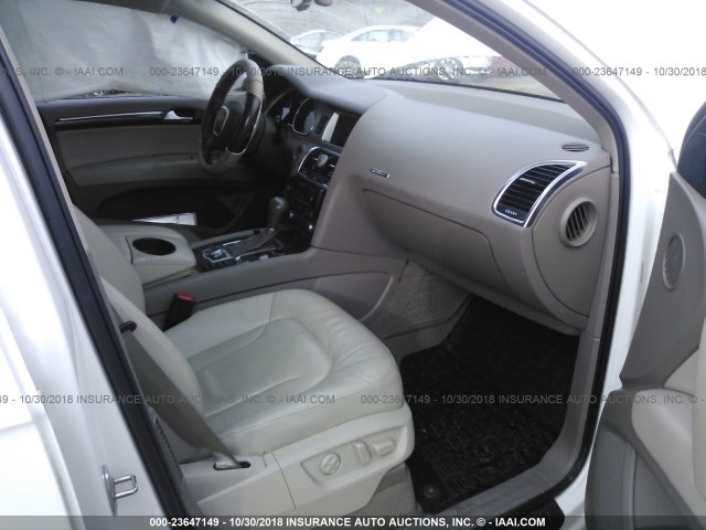 WA1AY74L19D031476 - 2009 AUDI Q7 3.6 QUATTRO WHITE photo 5