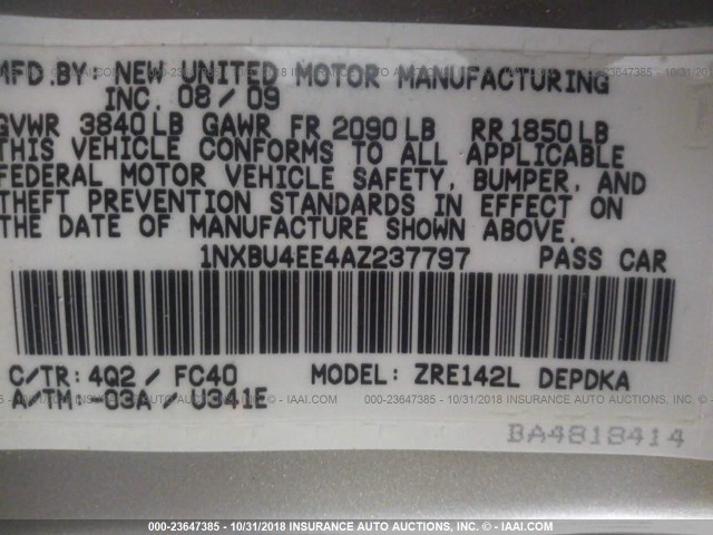 1NXBU4EE4AZ237797 - 2010 TOYOTA COROLLA S/LE/XLE GOLD photo 9